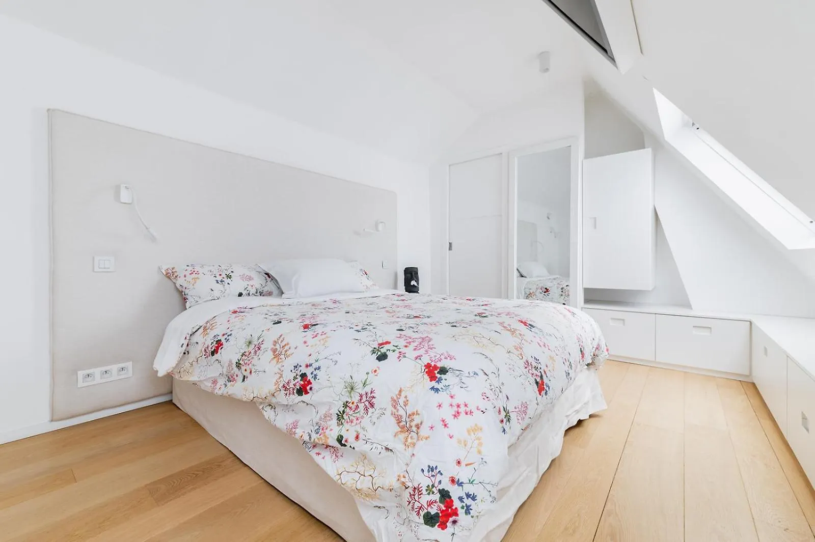 Duplex Au Calme Dans Le Quartier Latin Apartment Paris